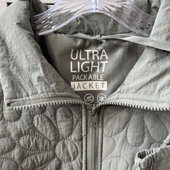 NWT The Packable Jacket by Love Tree - Picture 9 of 10